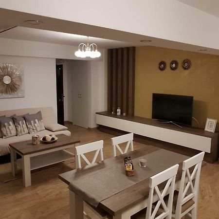 Apartament 2 Camere Ultracentral Râmnicu Vâlcea Eksteriør billede