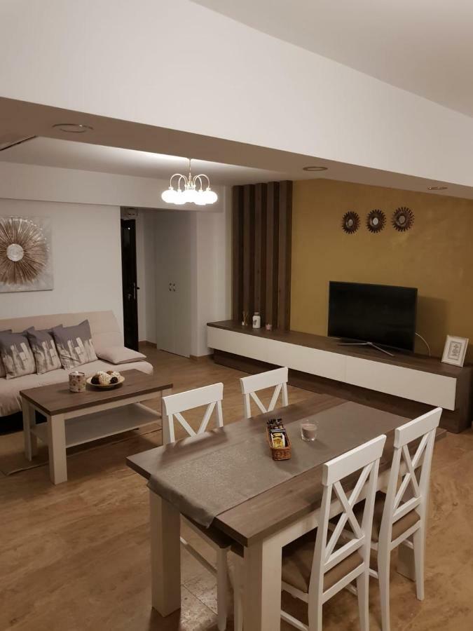 Apartament 2 Camere Ultracentral Râmnicu Vâlcea Eksteriør billede