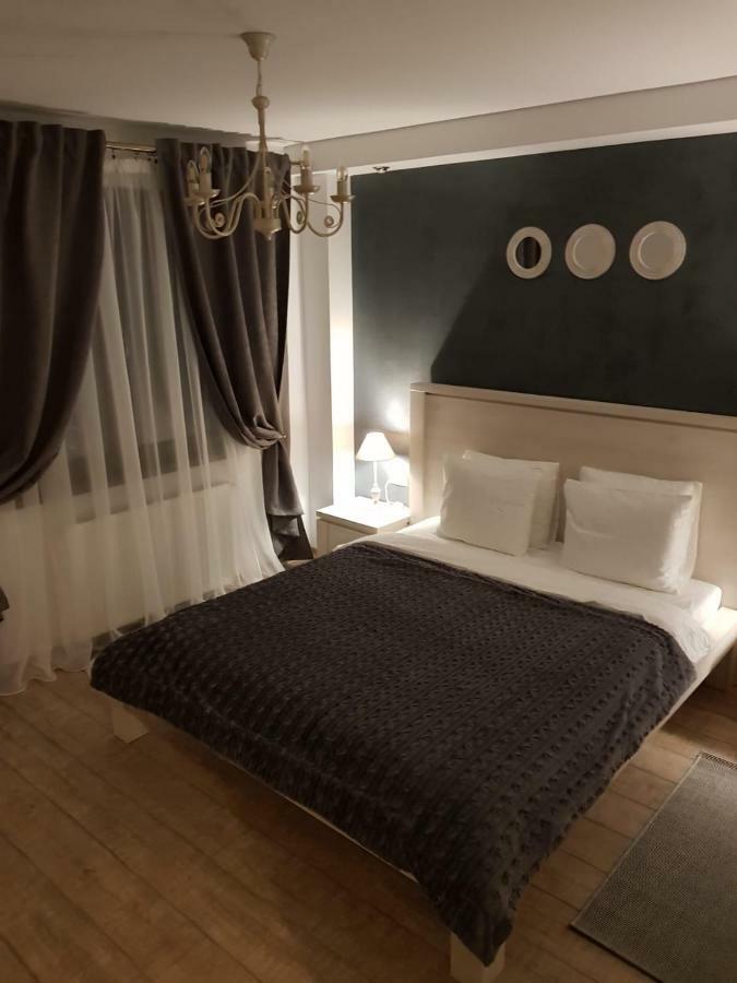 Apartament 2 Camere Ultracentral Râmnicu Vâlcea Eksteriør billede