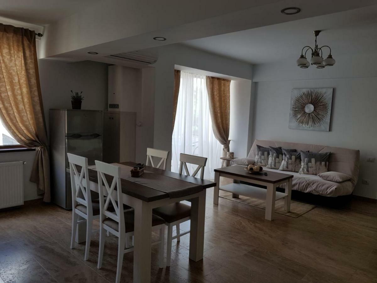 Apartament 2 Camere Ultracentral Râmnicu Vâlcea Eksteriør billede